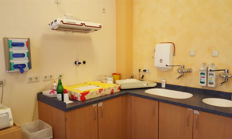 Einbaumöbel Krankenhauseinrichtung NRW