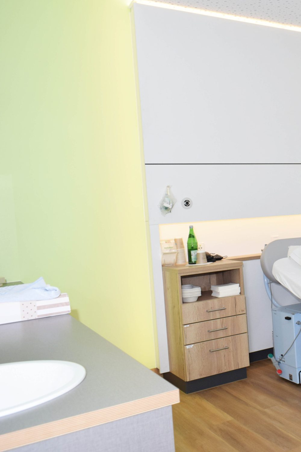 Einbaumöbel Krankenhauseinrichtung NRW